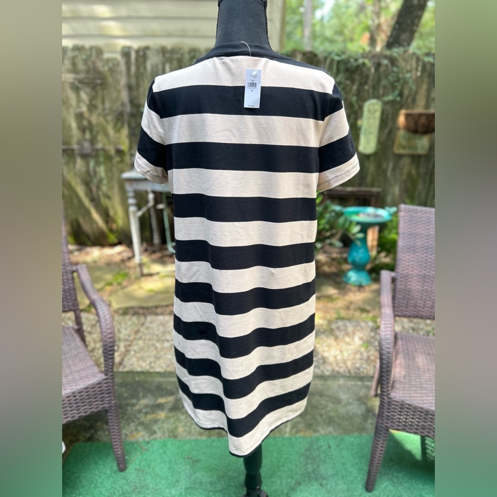 Bananas Republic Striped Black and White T-Shirt Dress NWT Size M - Picture 3 of 5